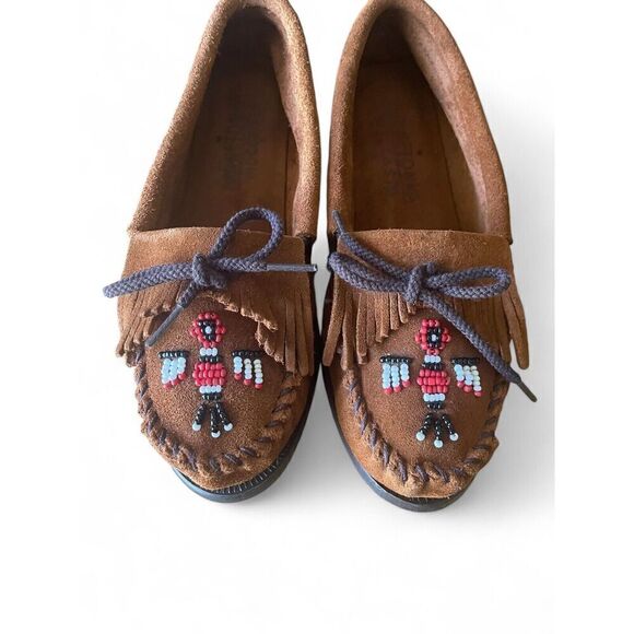 Minnetonka Women’s Moccasins Thunderbird Beaded Suede Size 6.5 New Without Box - Picture 1 of 8